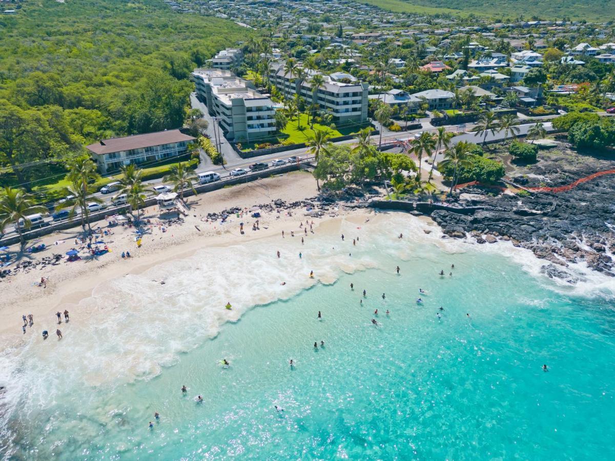 Family Getaway - Lava Room At Magic Sands Beach Kailua-Kona Exterior photo